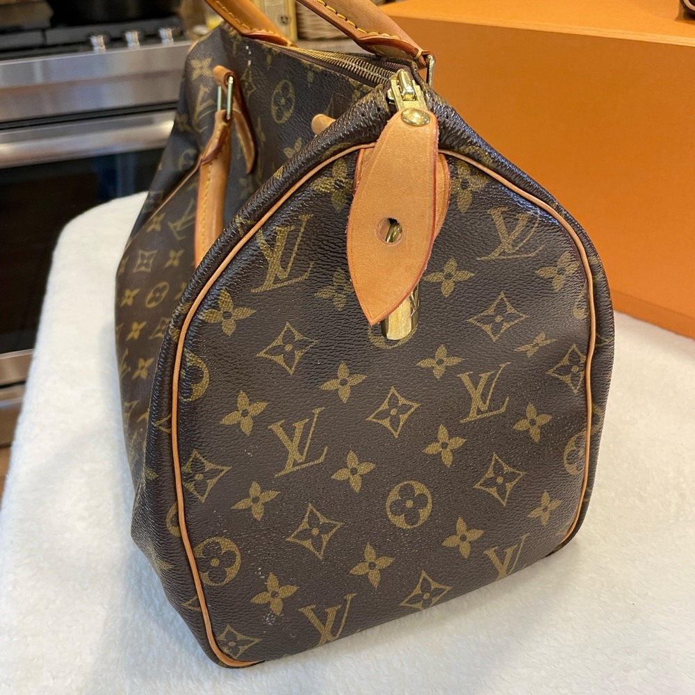 Speedy! Louis Vuitton Monogram Speedy With Lock And Box - Picture 2 of 11